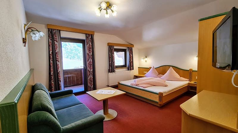 Appartement mit Schlafzimmer im Apart-Garni Romantica Galtür Tirol