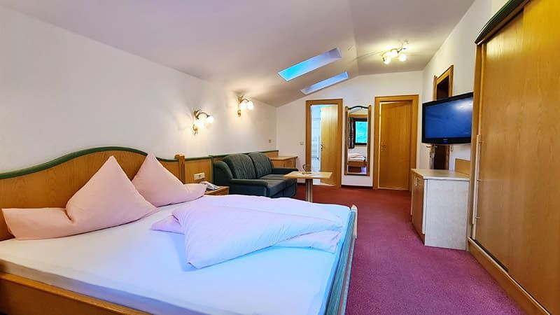 Appartement mit Schlafzimmer im Apart-Garni Romantica Tirol