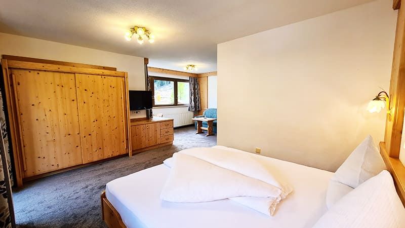Appartement mit Schlafzimmer im Apart-Garni Romantica Tirol
